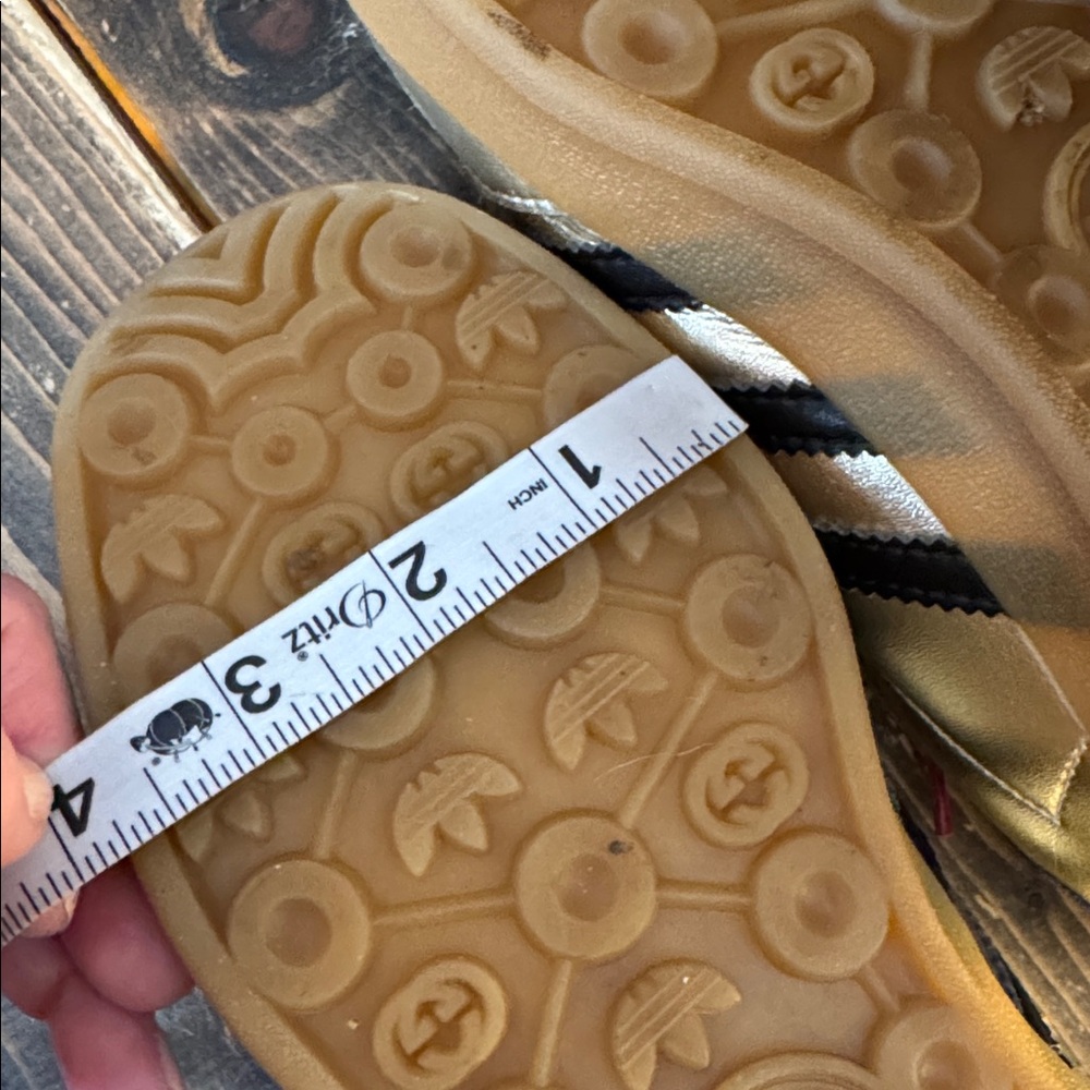 Adidas x Gucci Mens Gazelle Metallic Gold Sneakers with Red Laces - Picture 13 of 14